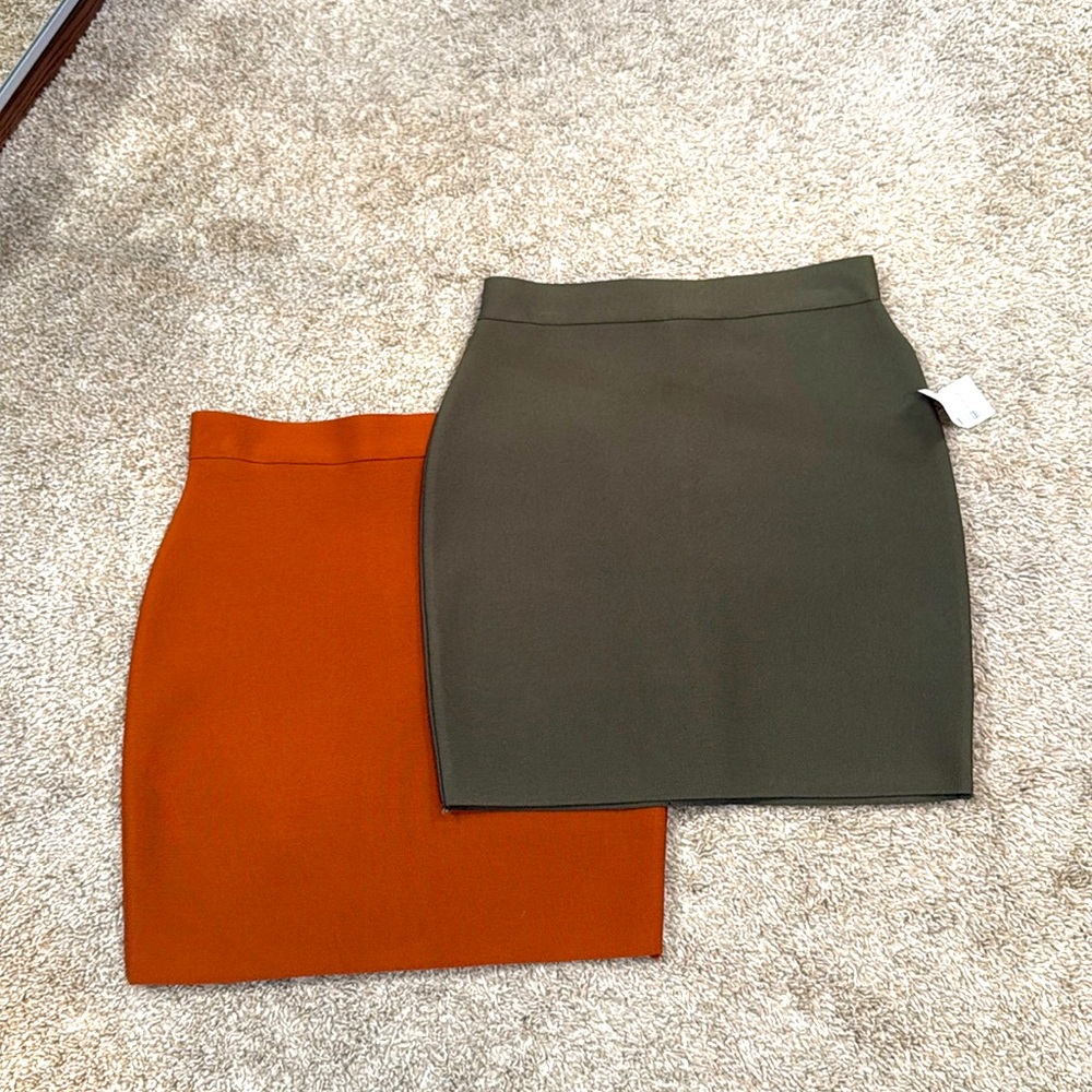 Stretchy Mini skirt set (2 skirts)